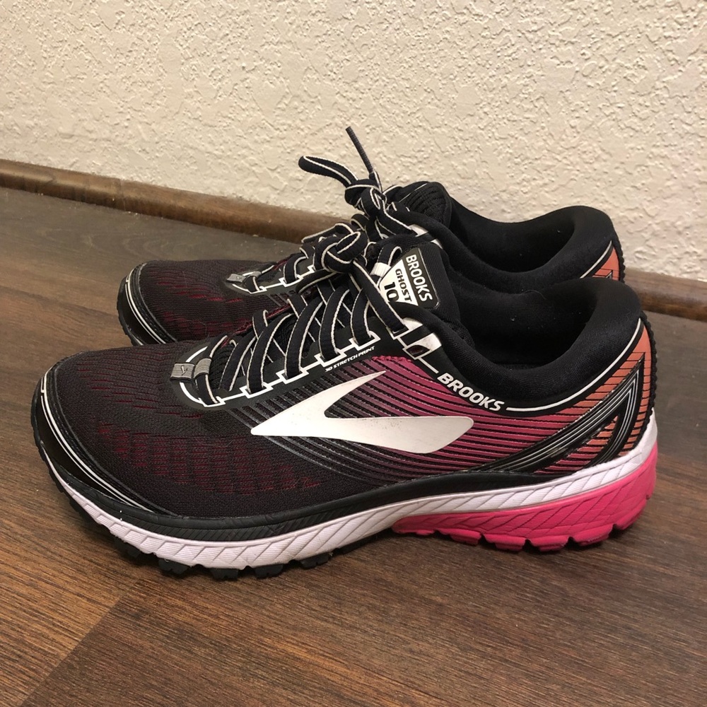 Brooks Ghost 10 Size 7.5W (wide) for Women